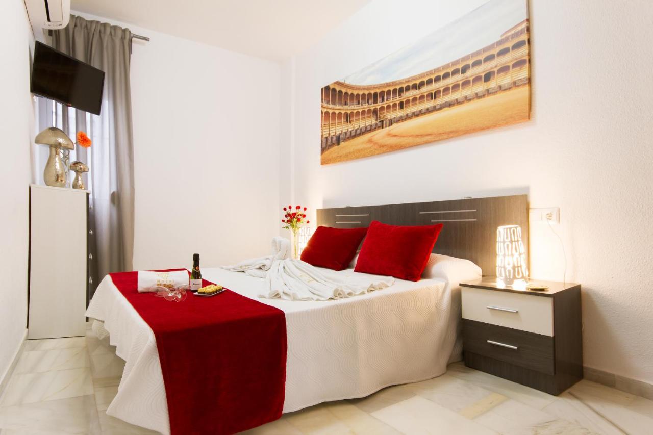 רונדה Apartamentos El Tajo & Spa מראה חיצוני תמונה